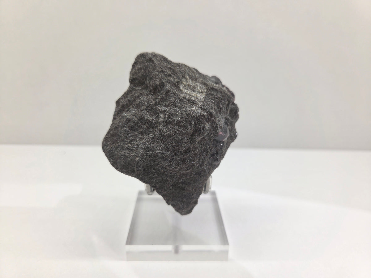 Garnet, Almandine