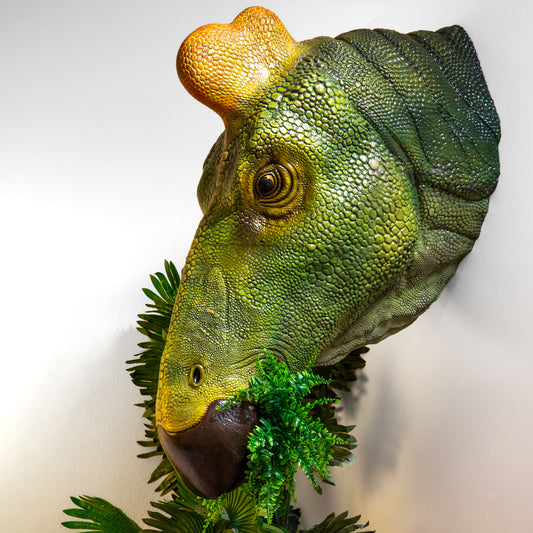 Edmontosaurus bust sculpture