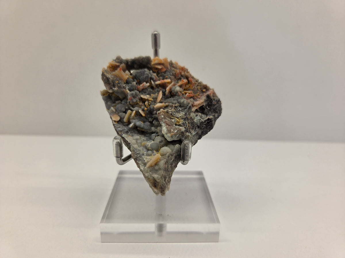 Wulfenite