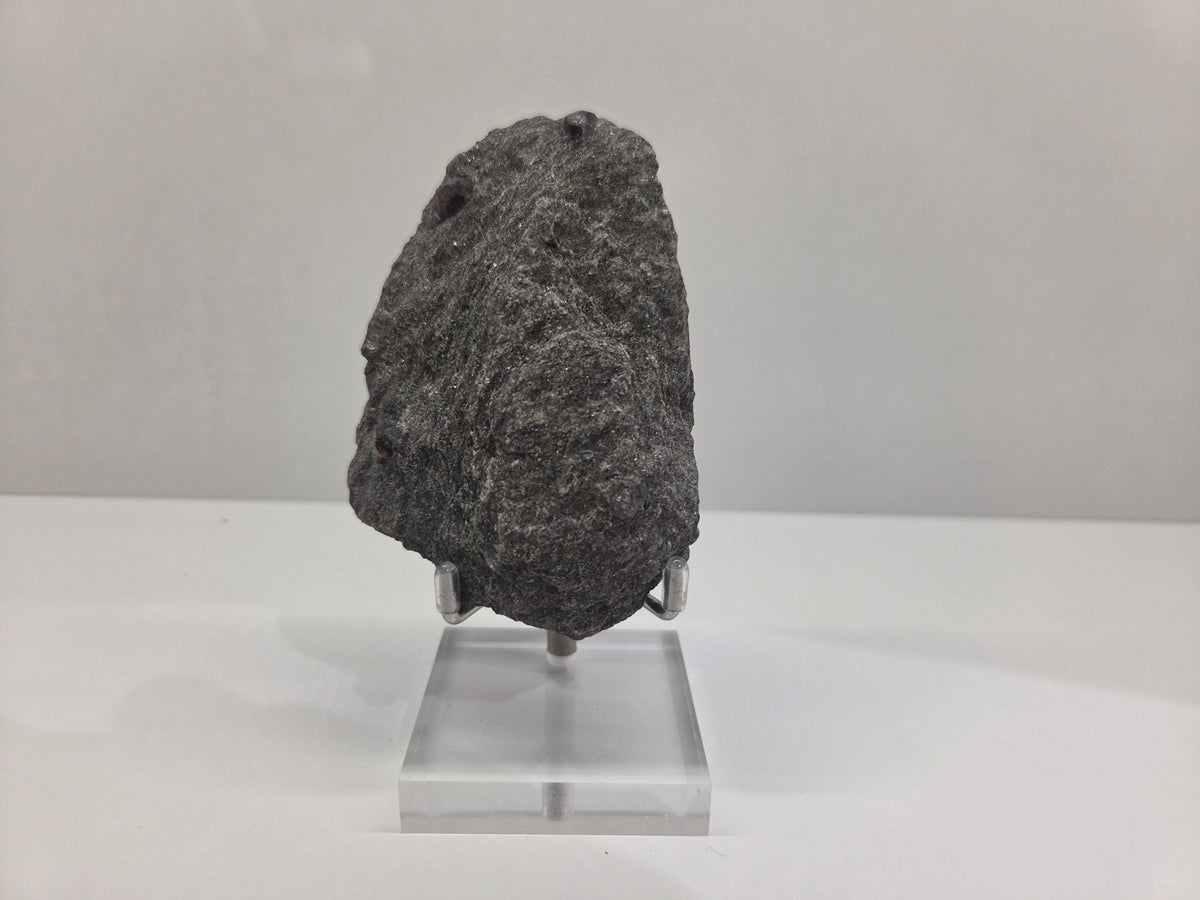 Garnet, Almandine