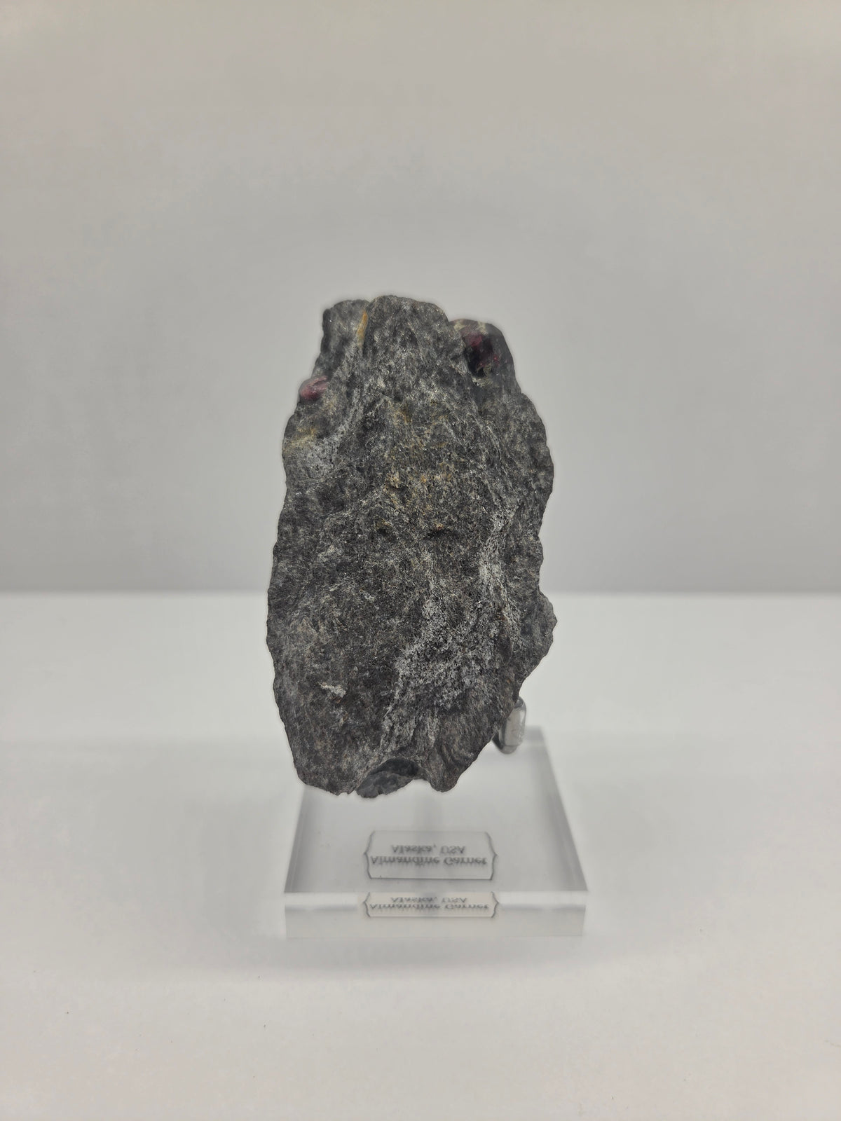 Garnet, Almandine