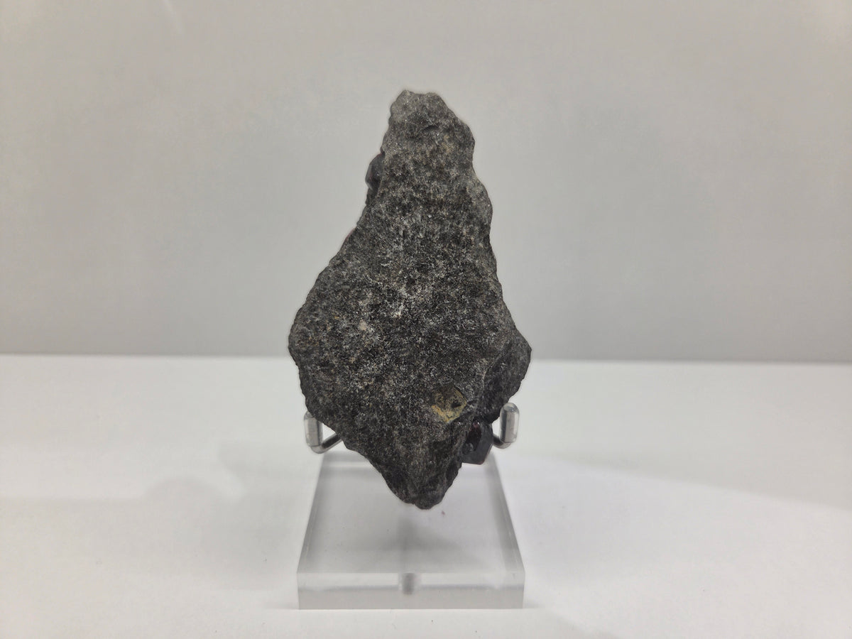 Garnet, Almandine