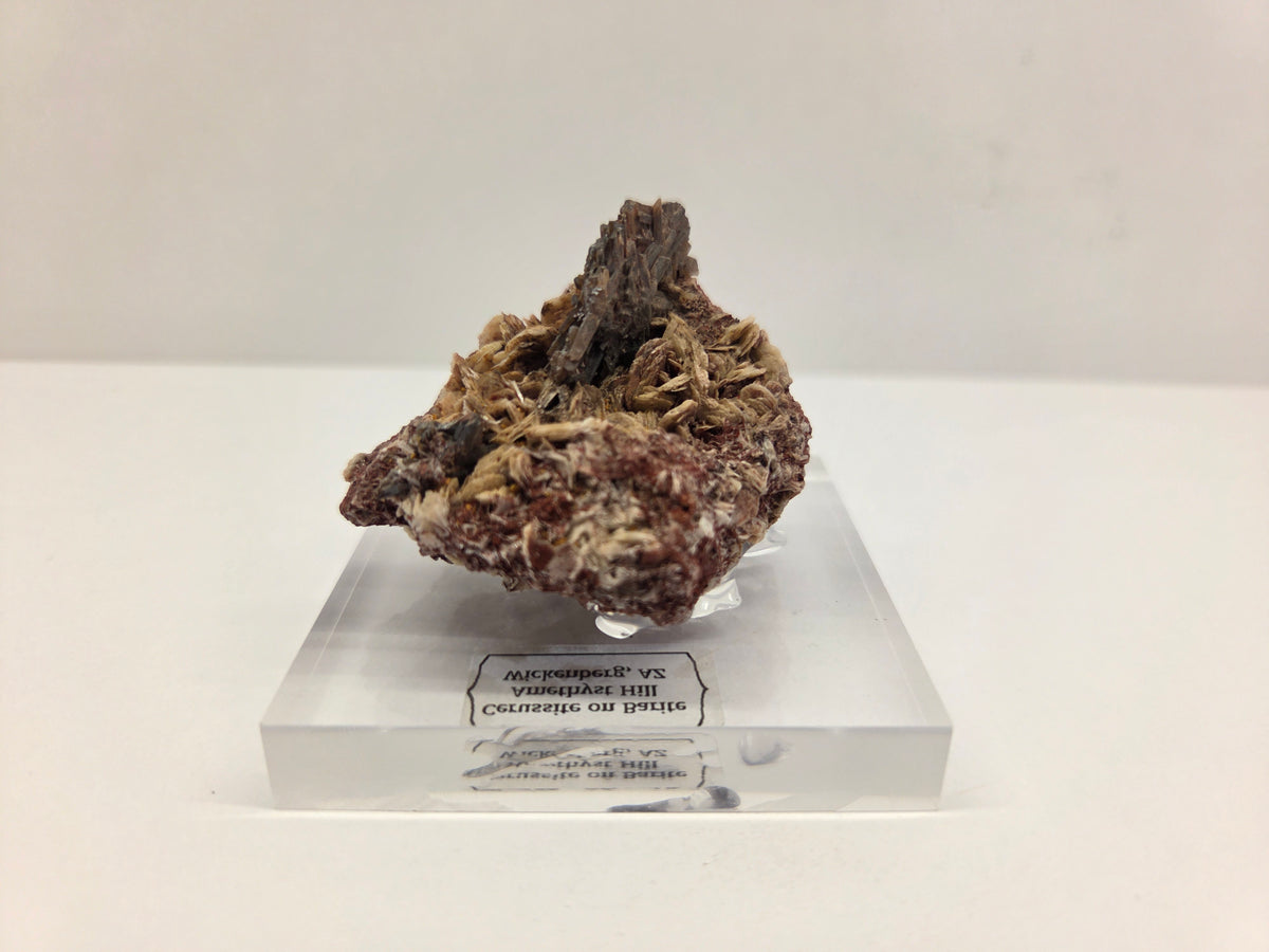 Cerussite on Barite