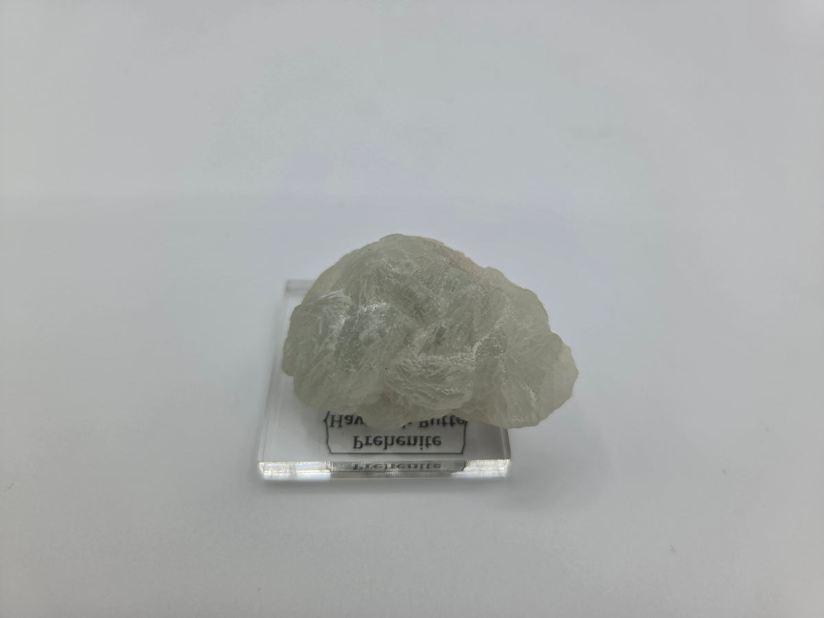 Prehenite